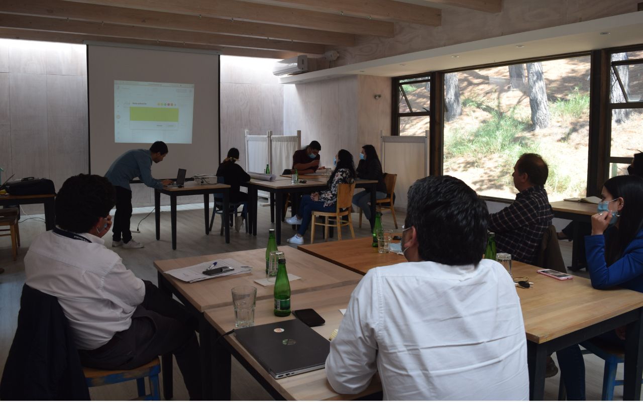 Taller corporativo en la Sala Atma